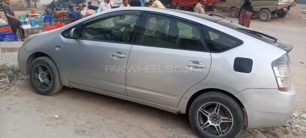 Toyota Prius 2007 for Sale in Karachi Toyota Prius 2007 for Sale in Karachi Image-7