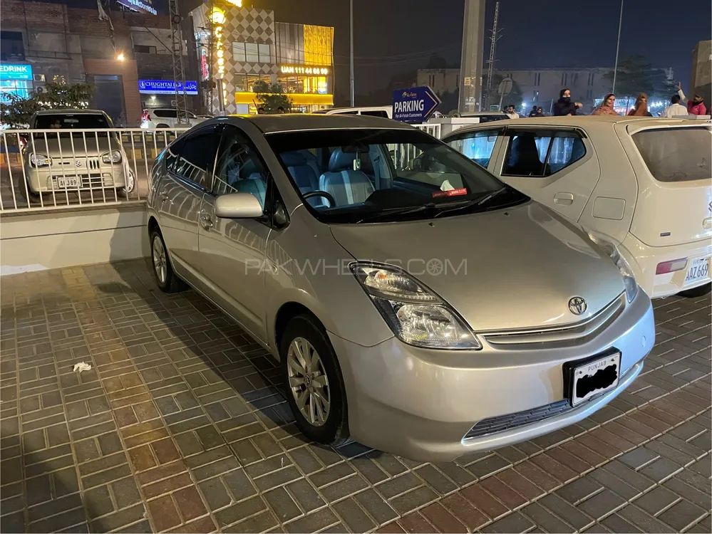 Toyota Prius 2007 for Sale in Lahore Toyota Prius 2007 for Sale in Lahore Image-6