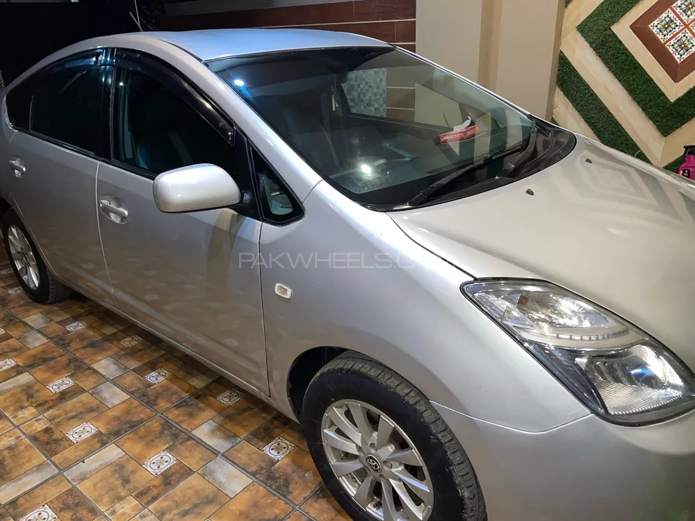Toyota Prius 2007 for Sale in Lahore Toyota Prius 2007 for Sale in Lahore Image-8