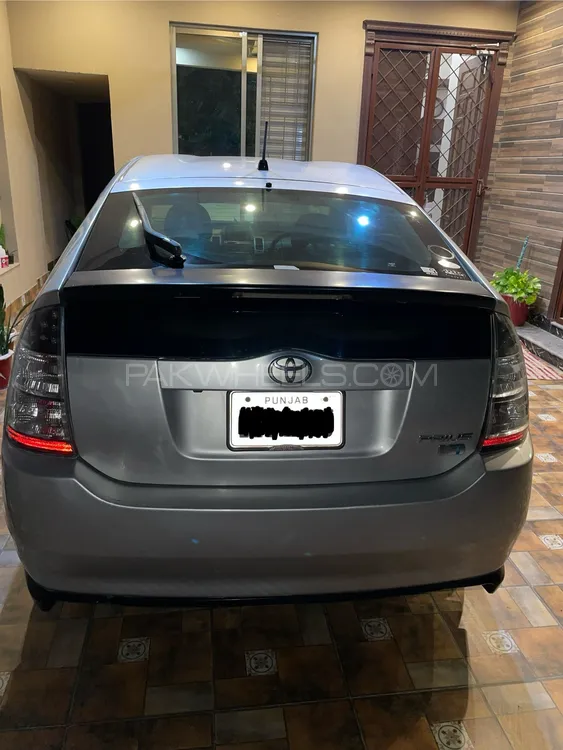 Toyota Prius 2007 for Sale in Lahore Toyota Prius 2007 for Sale in Lahore Image-12