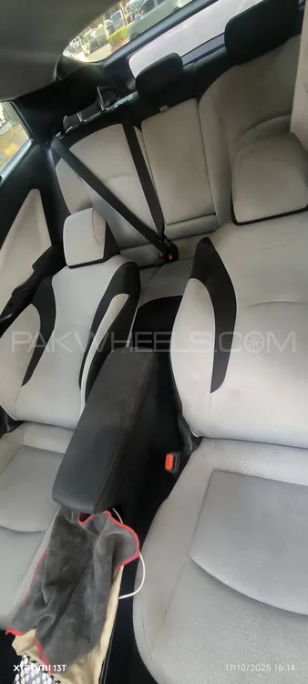 Toyota Prius 2020 for Sale in Islamabad Toyota Prius 2020 for Sale in Islamabad Image-8