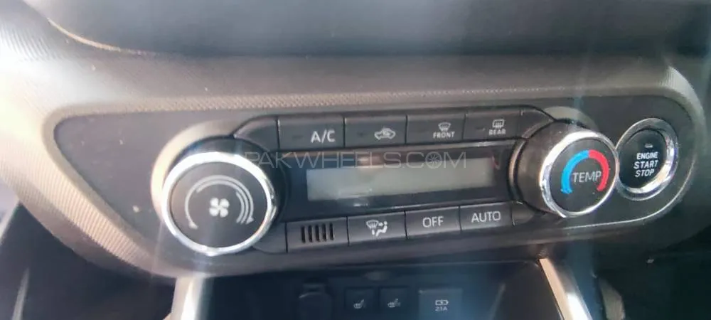 Toyota Raize 2021 for Sale in Peshawar Toyota Raize 2021 for Sale in Peshawar Image-16