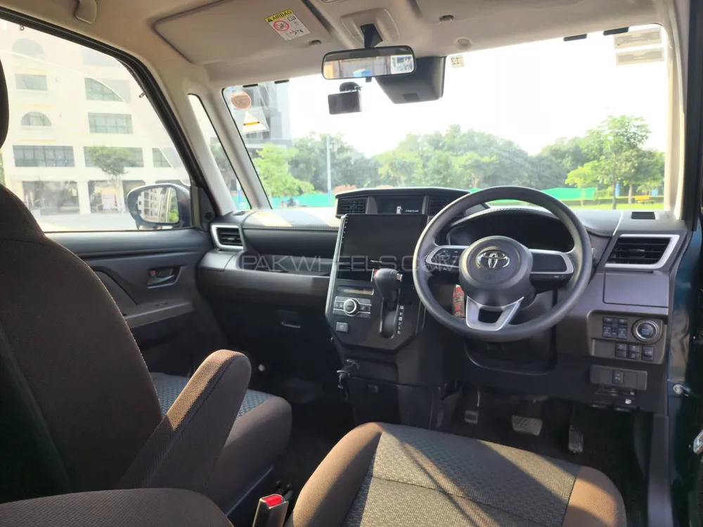 Toyota Roomy 2021 for Sale in Lahore Toyota Roomy 2021 for Sale in Lahore Image-9