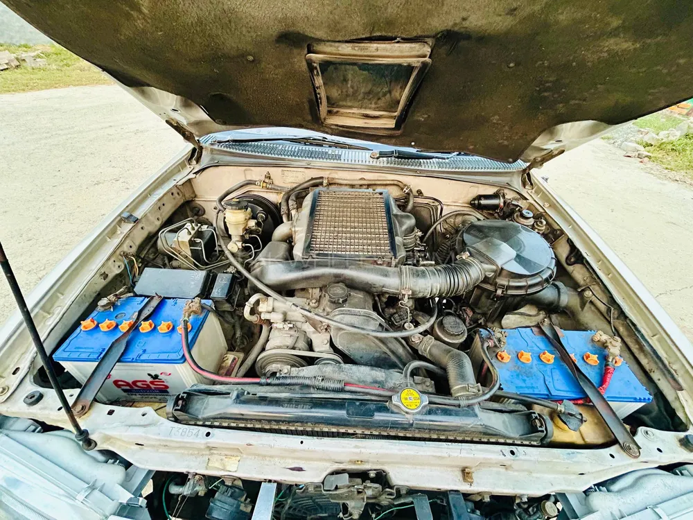 Toyota Surf 1996 for Sale in Lahore Toyota Surf 1996 for Sale in Lahore Image-11