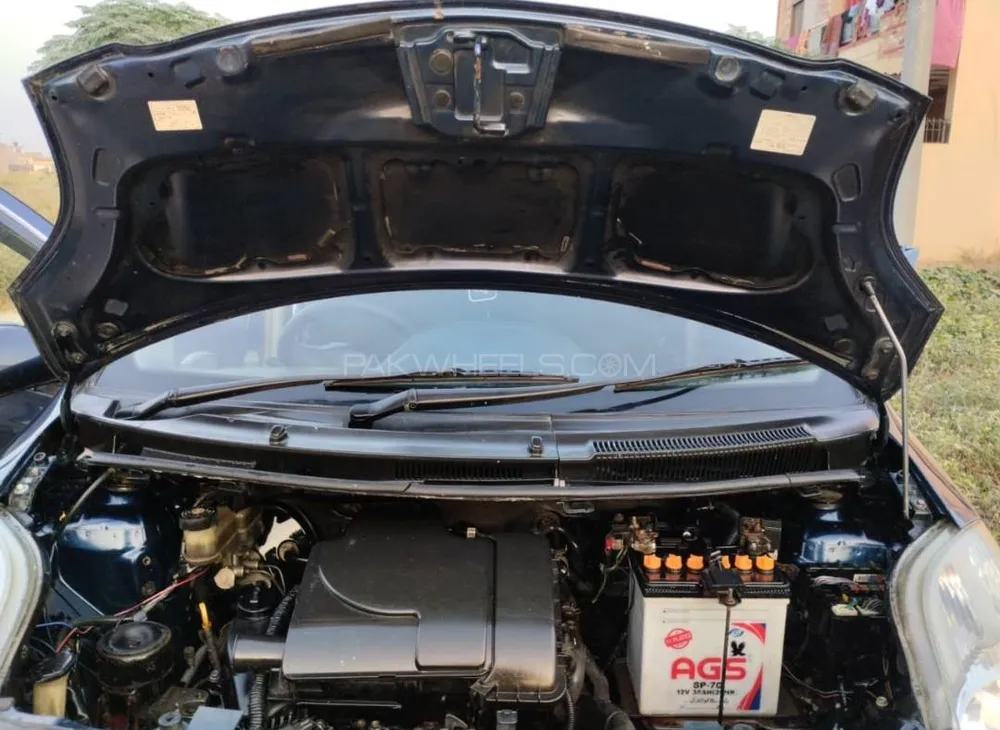 Toyota Vitz 2005 for Sale in Lahore Toyota Vitz 2005 for Sale in Lahore Image-19