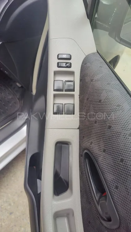 Toyota Vitz 2009 for Sale in Karachi Toyota Vitz 2009 for Sale in Karachi Image-4