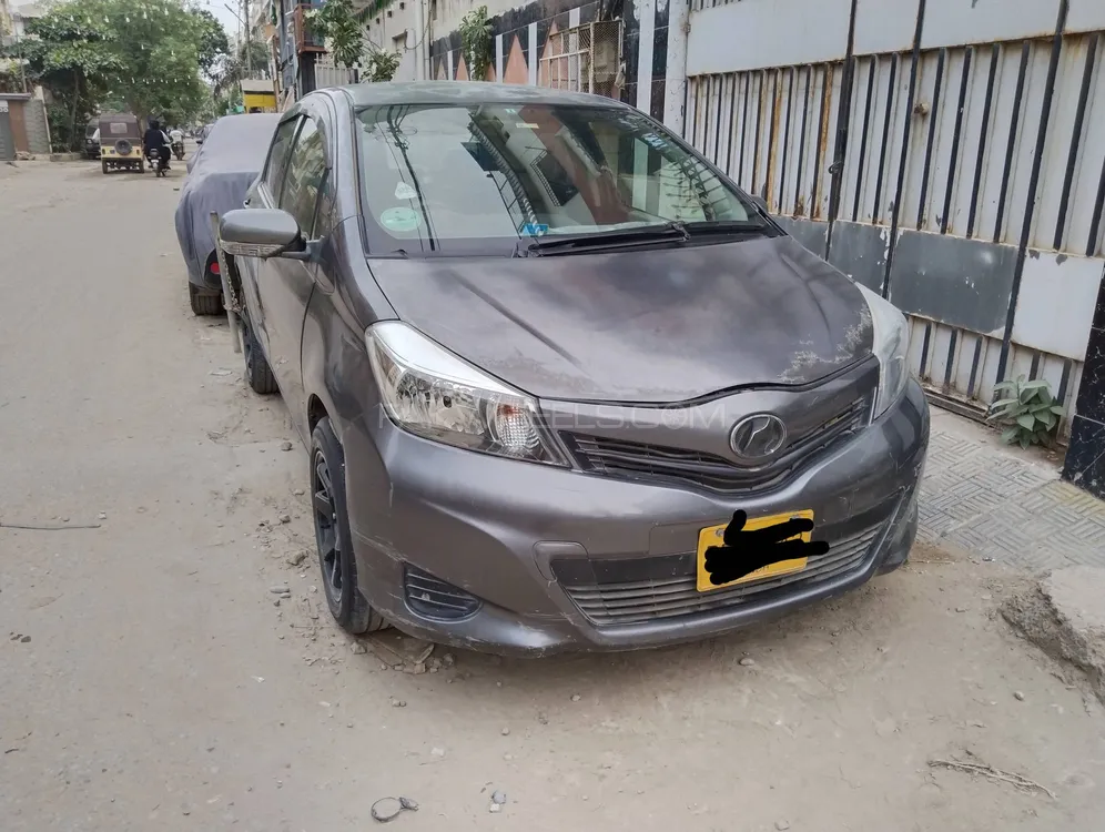 Toyota Vitz 2012 for Sale in Karachi Toyota Vitz 2012 for Sale in Karachi Image-2