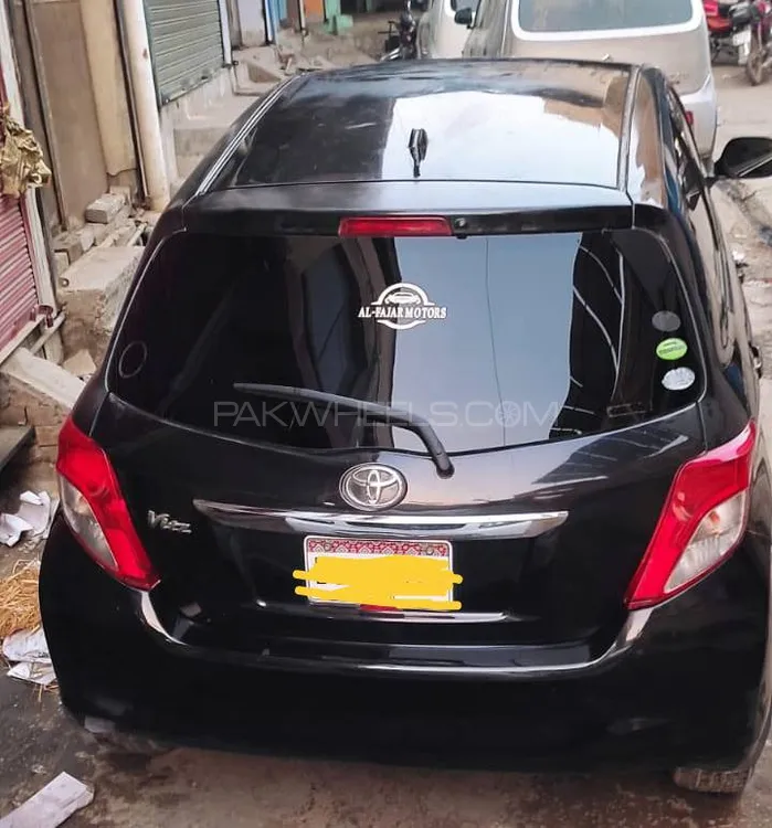 Toyota Vitz 2013 for Sale in Dera ismail khan Toyota Vitz 2013 for Sale in Dera ismail khan Image-9