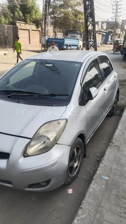 Toyota Vitz 2013 for Sale in Lahore Toyota Vitz 2013 for Sale in Lahore Image-4