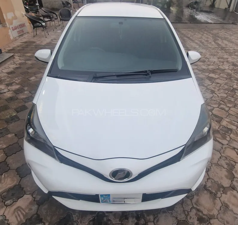 Toyota Vitz 2015 for Sale in Rawalpindi Toyota Vitz 2015 for Sale in Rawalpindi Image-9