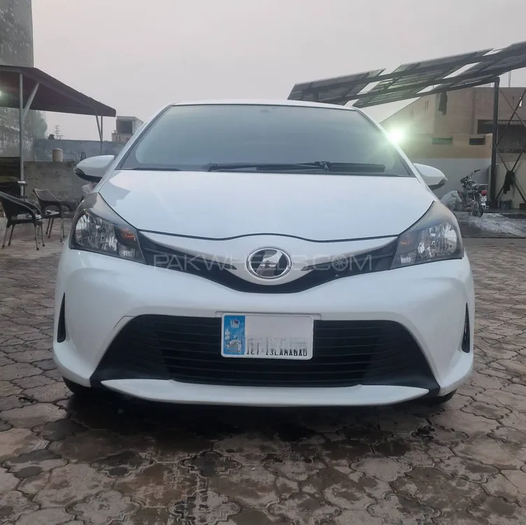 Toyota Vitz 2015 for Sale in Rawalpindi Toyota Vitz 2015 for Sale in Rawalpindi Image-4
