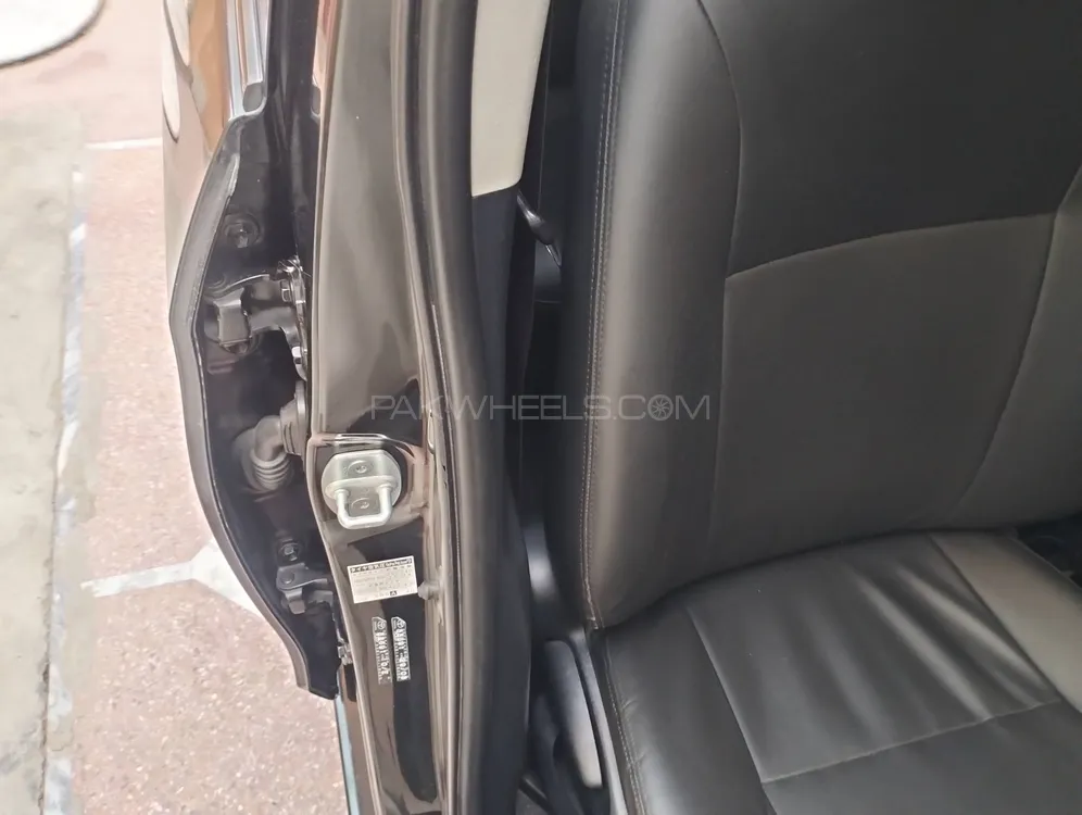 Toyota Vitz 2015 for Sale in Lahore Toyota Vitz 2015 for Sale in Lahore Image-14