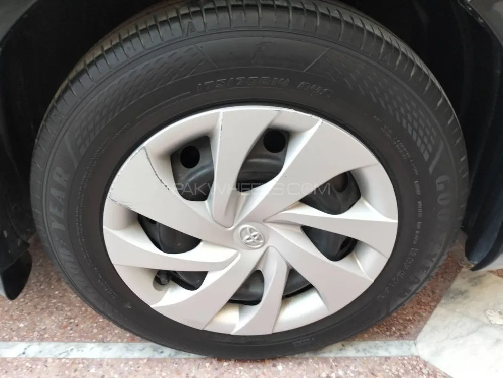 Toyota Vitz 2015 for Sale in Lahore Toyota Vitz 2015 for Sale in Lahore Image-16