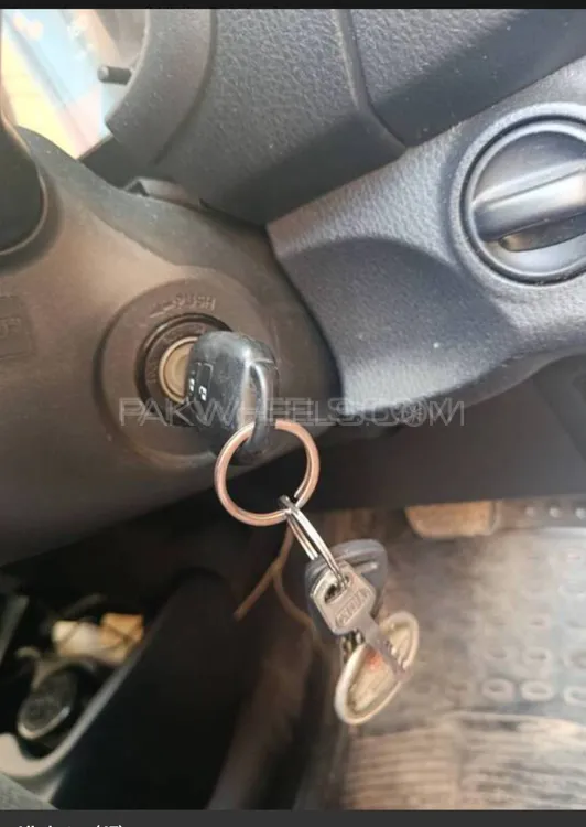 Toyota Vitz 2017 for Sale in Karachi Toyota Vitz 2017 for Sale in Karachi Image-12