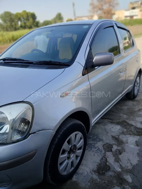 Toyota Vitz 2003 for Sale in Peshawar Toyota Vitz 2003 for Sale in Peshawar Image-4