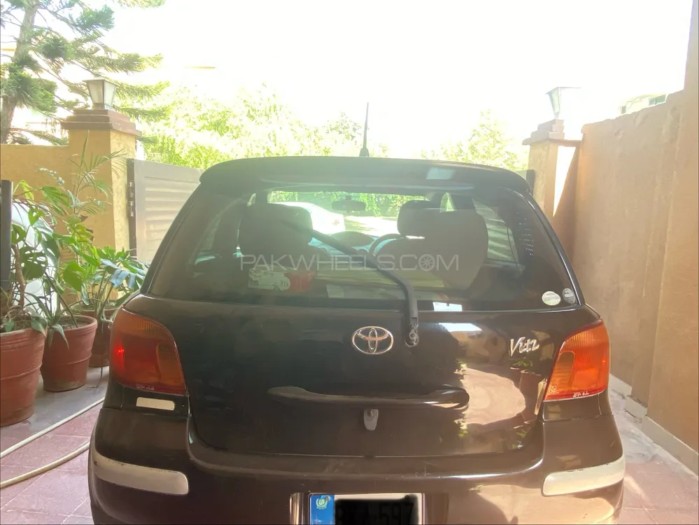 Toyota Vitz 2004 for Sale in Rawalpindi Toyota Vitz 2004 for Sale in Rawalpindi Image-5