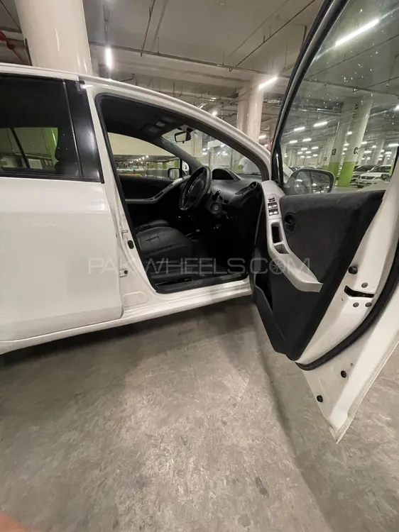Toyota Vitz 2009 for Sale in Lahore Toyota Vitz 2009 for Sale in Lahore Image-15