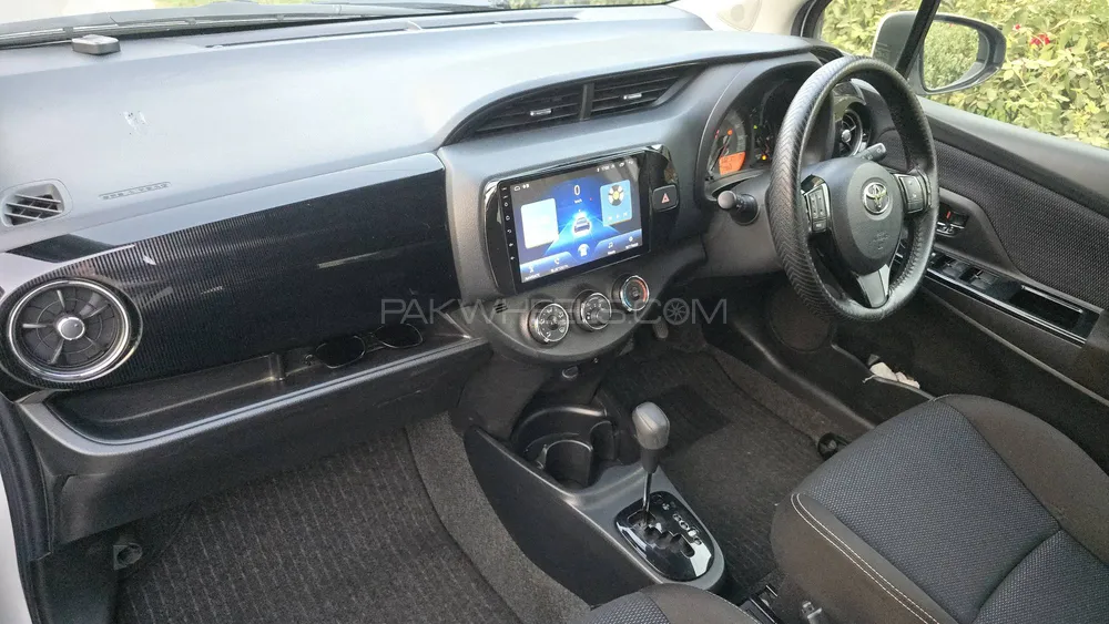 Toyota Vitz 2019 for Sale in Lahore Toyota Vitz 2019 for Sale in Lahore Image-9