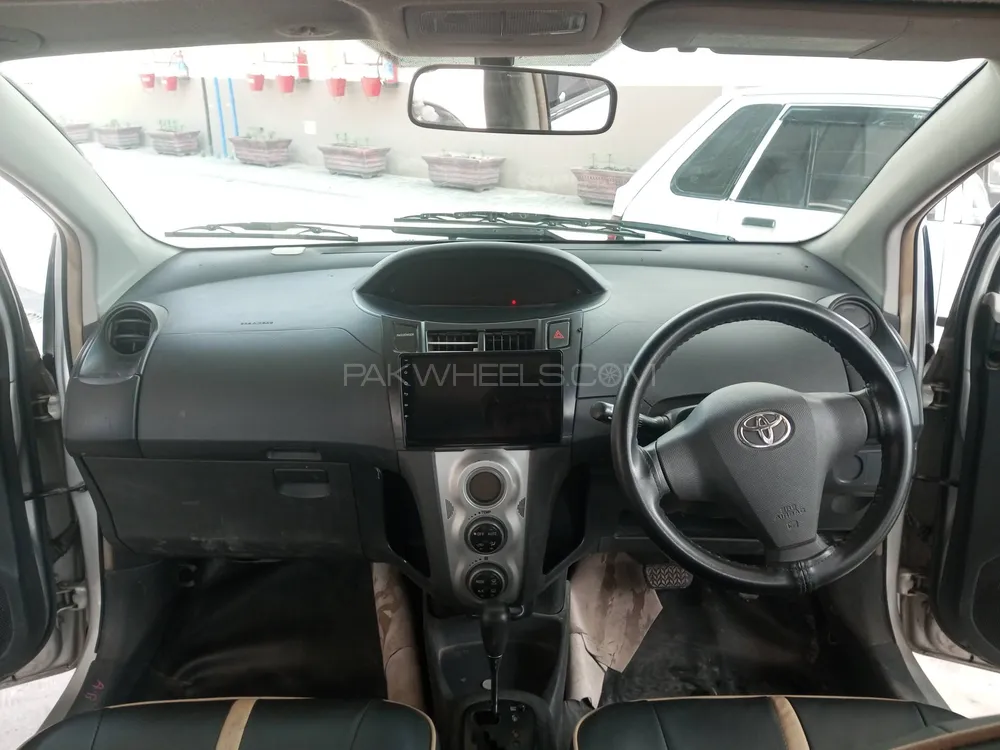 Toyota Vitz 2005 for Sale in Multan Toyota Vitz 2005 for Sale in Multan Image-10