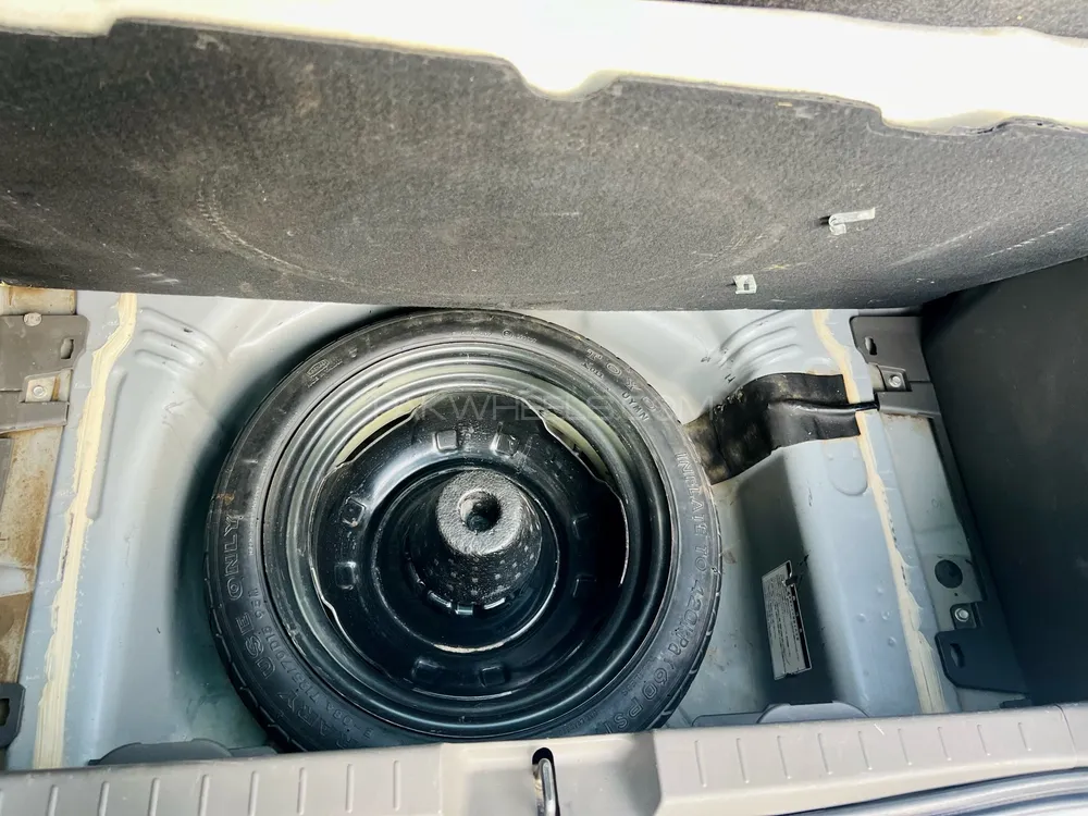 Toyota Vitz 2009 for Sale in Lahore Toyota Vitz 2009 for Sale in Lahore Image-9