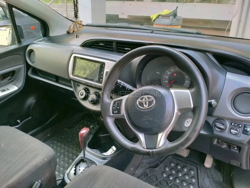 Toyota Vitz 2015 for Sale in Islamabad Toyota Vitz 2015 for Sale in Islamabad Image-8