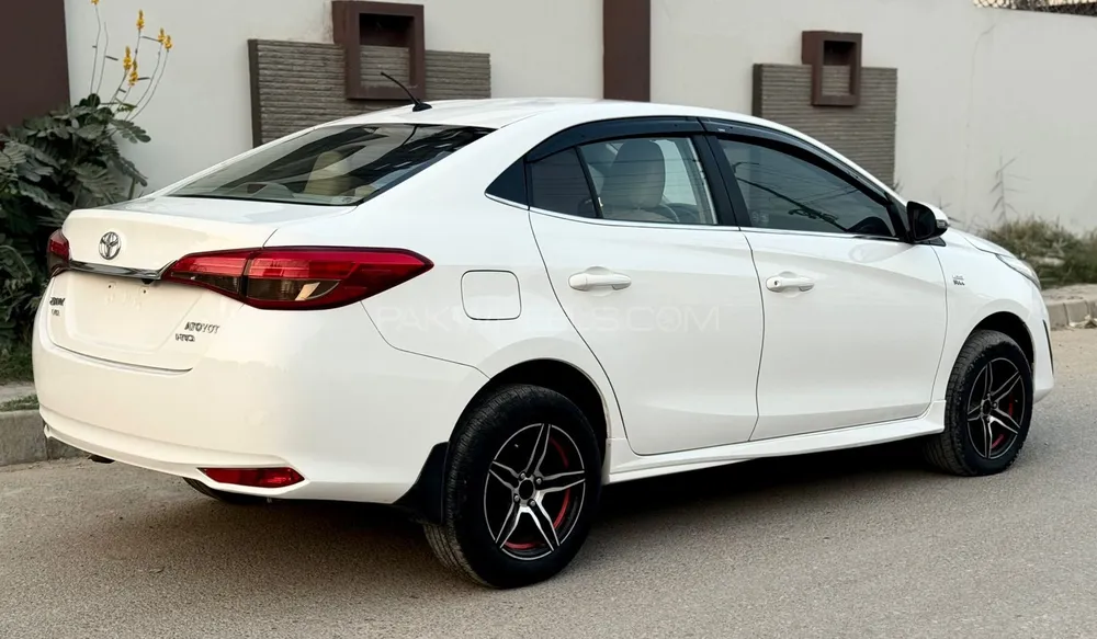 Toyota Yaris Sedan 2020 for Sale in Karachi Toyota Yaris Sedan 2020 for Sale in Karachi Image-4