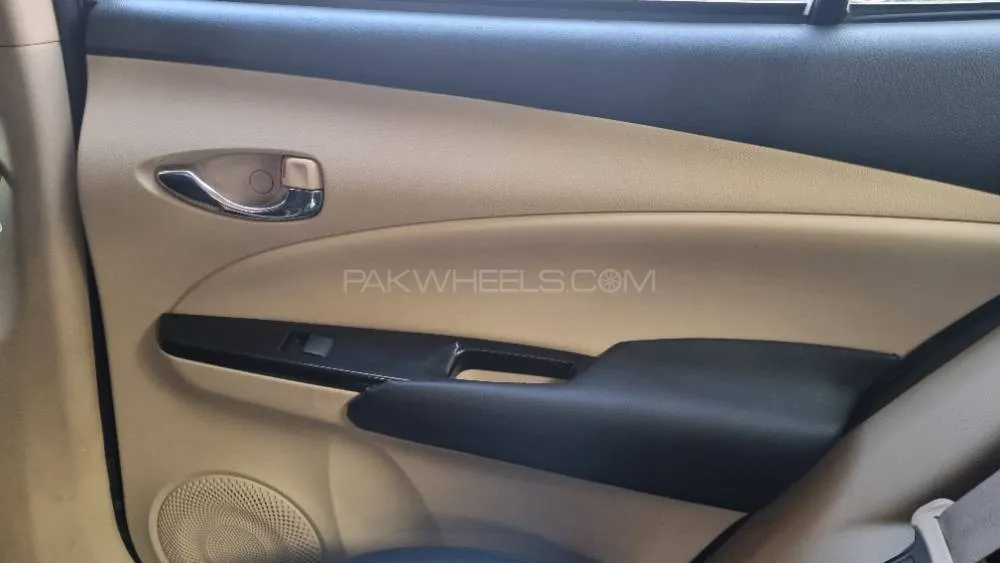 Toyota Yaris Sedan 2022 for Sale in Lahore Toyota Yaris Sedan 2022 for Sale in Lahore Image-16