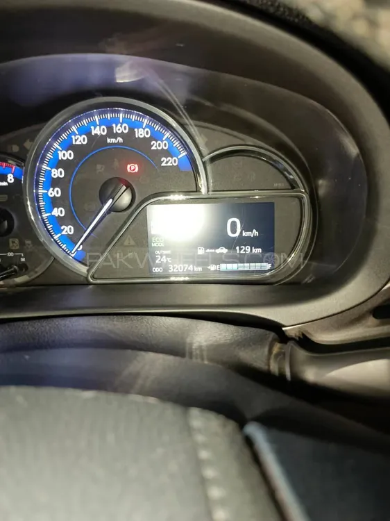 Toyota Yaris Sedan 2022 for Sale in Lahore Toyota Yaris Sedan 2022 for Sale in Lahore Image-5