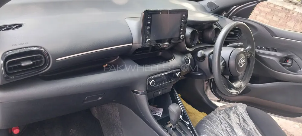 Toyota Yaris Hatchback 2021 for Sale in Multan Toyota Yaris Hatchback 2021 for Sale in Multan Image-11