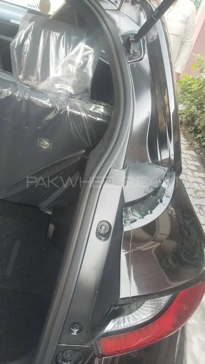 Toyota Yaris Hatchback 2021 for Sale in Lahore Toyota Yaris Hatchback 2021 for Sale in Lahore Image-6