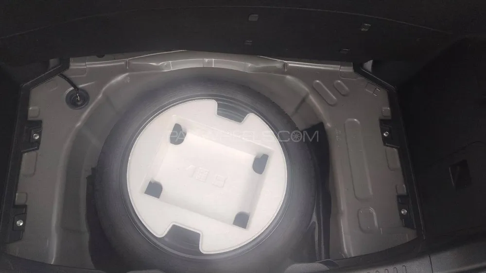 Toyota Yaris Hatchback 2021 for Sale in Lahore Toyota Yaris Hatchback 2021 for Sale in Lahore Image-14
