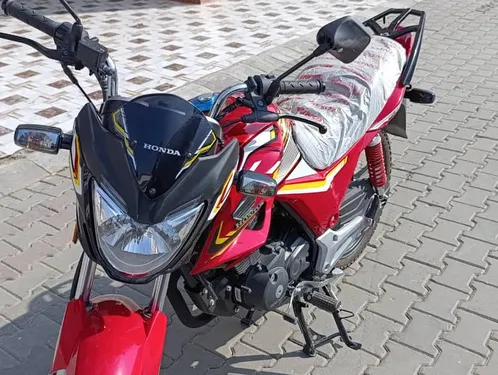Honda CBR 150R 2025