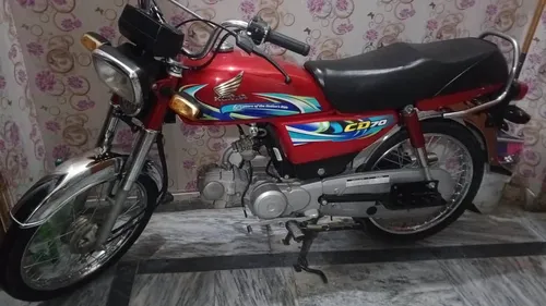 Honda CD 70 2024