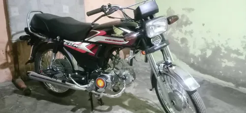 Honda CD 70 2025