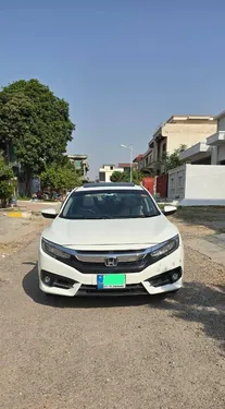 Honda Civic Oriel 1.8 i-VTEC CVT 2021
