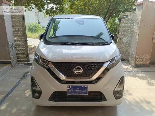 Nissan Dayz Highway Star S hybrid X pro pilot 2019 for Sale New