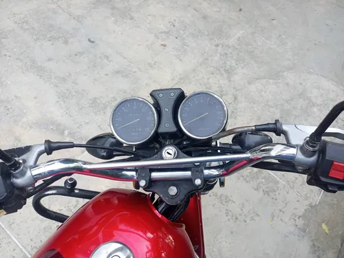 سوزوکی GS 150 2015