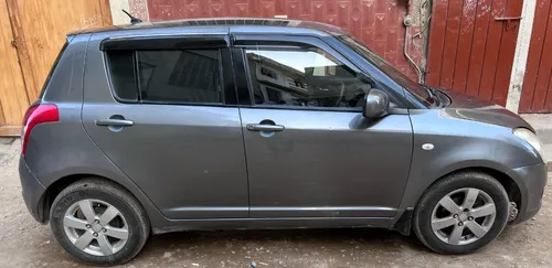 Suzuki Swift DLX 1.3 2010