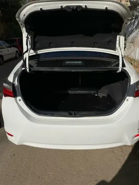 Toyota Corolla Altis Grande CVT-i 1.8 2017