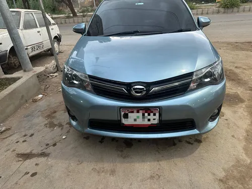 Toyota Corolla Axio Hybrid 1.5 2014