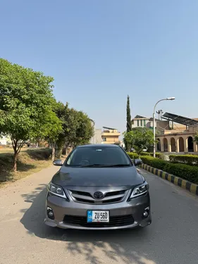 Toyota Corolla GLi 1.3 VVTi 2013
