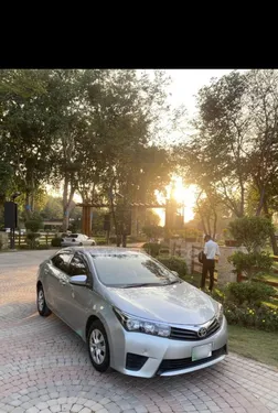 Toyota Corolla GLi 1.3 VVTi 2016