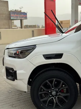 Toyota Hilux Revo GR Sport 2025