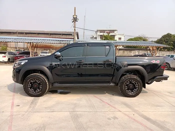 Toyota Hilux 2024 for Sale in Lahore Toyota Hilux 2024 for Sale in Lahore Image-3