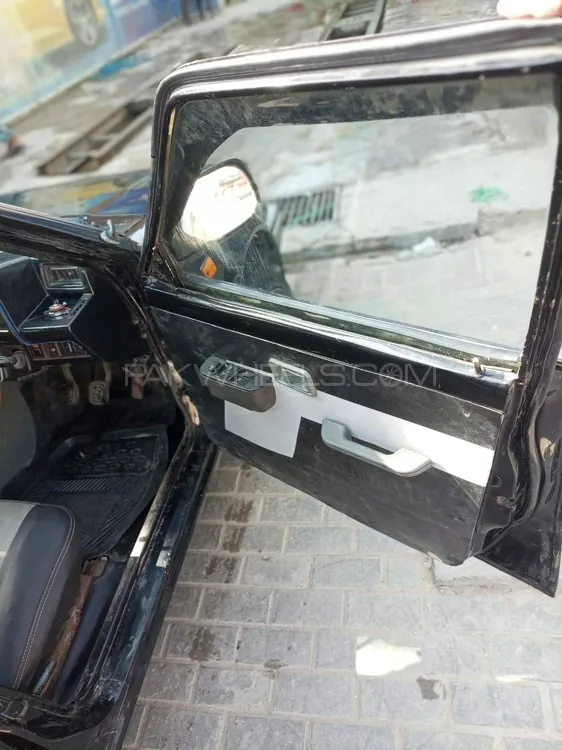 Daihatsu Charade 1986 for Sale in Bahawalpur Daihatsu Charade 1986 for Sale in Bahawalpur Image-3