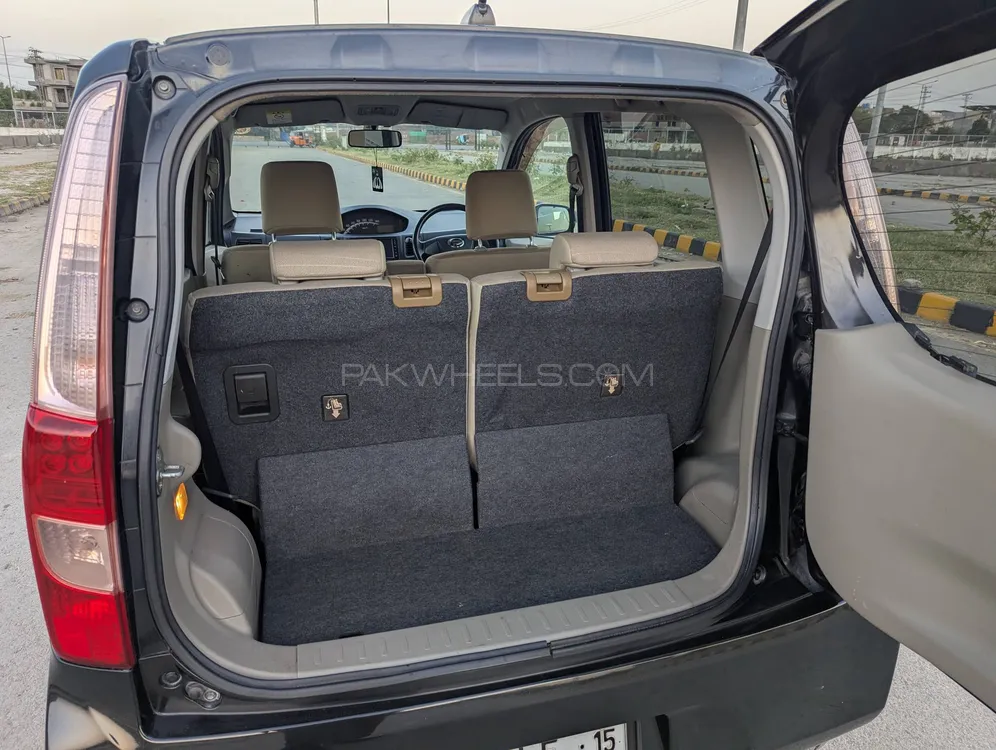 Daihatsu Move 2011 for Sale in Lahore Daihatsu Move 2011 for Sale in Lahore Image-18