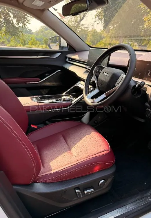 Haval H6 2025 for Sale in Islamabad Haval H6 2025 for Sale in Islamabad Image-6