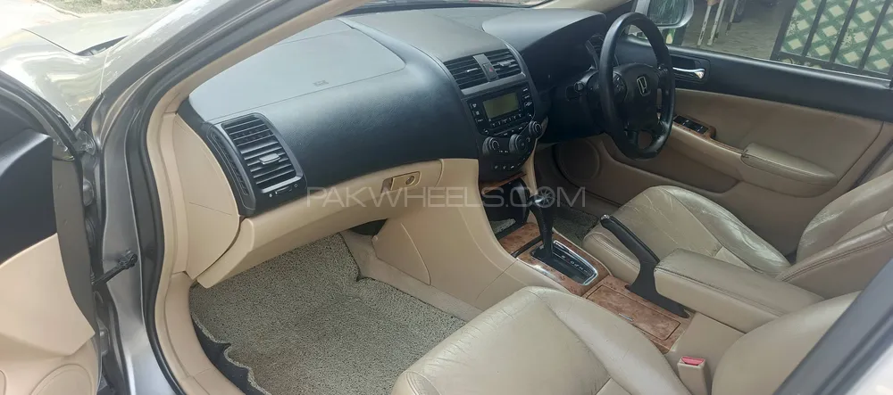 Honda Accord 2006 for Sale in Lahore Honda Accord 2006 for Sale in Lahore Image-8