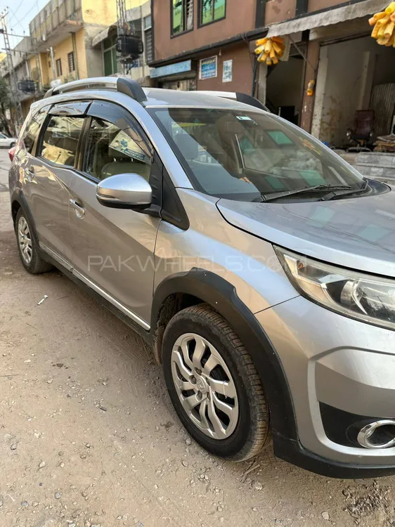 Honda BR-V 2017 for Sale in Rawalpindi Honda BR-V 2017 for Sale in Rawalpindi Image-8