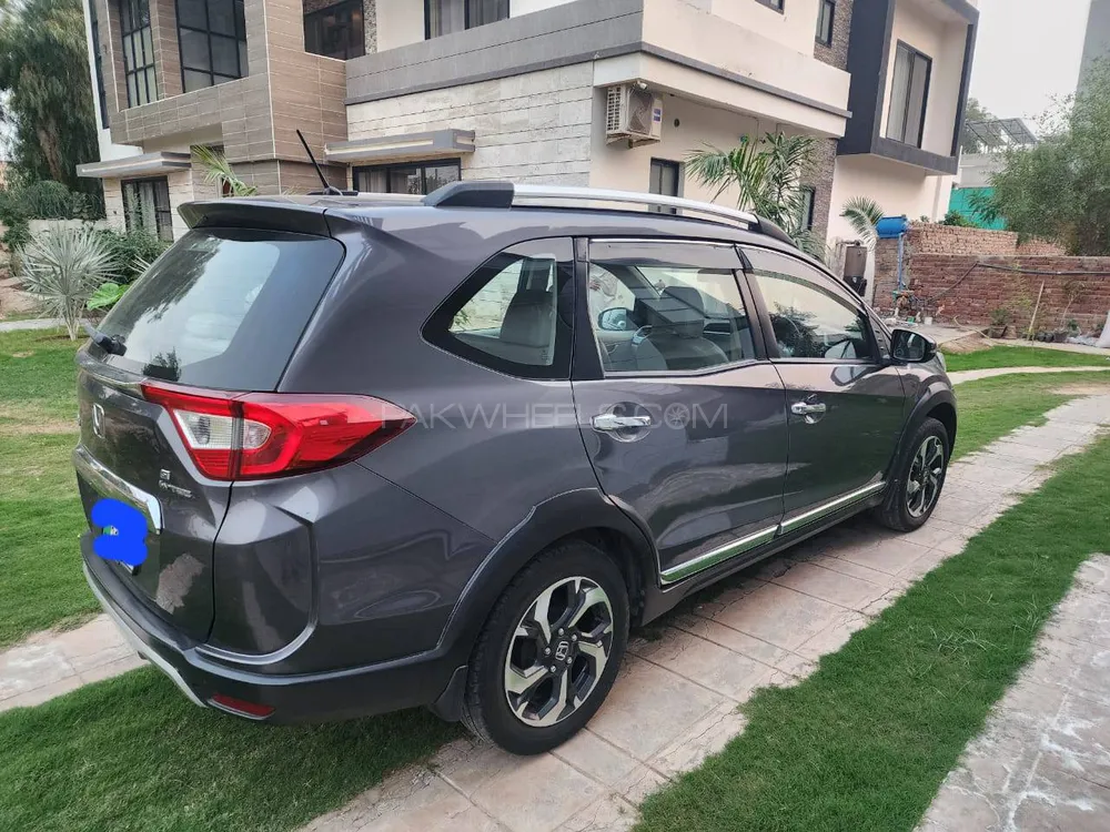 Honda BR-V 2018 for Sale in Lahore Honda BR-V 2018 for Sale in Lahore Image-8